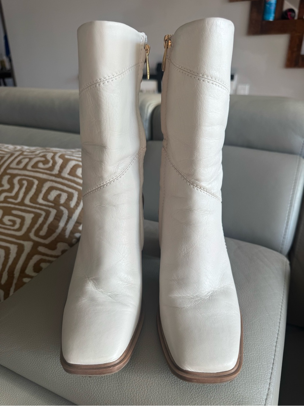 Franco Sarto Storm White Leather Square Toe Boots Women’s Size 7.5M